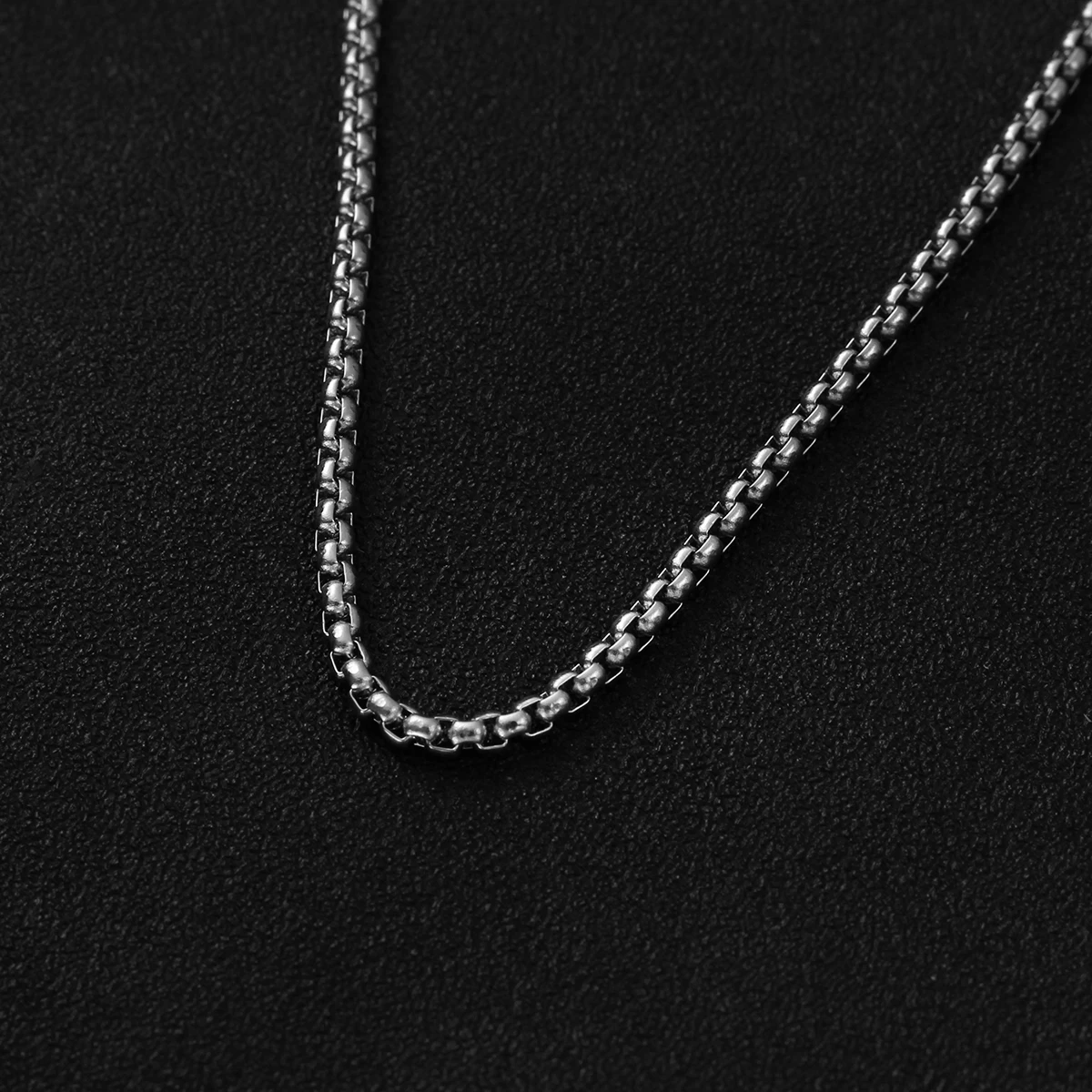Men's Gold/Silver Cross Pendant Necklace — Stainless Steel Chain | 4.9/5 — 9,200+ Bought - Image 5