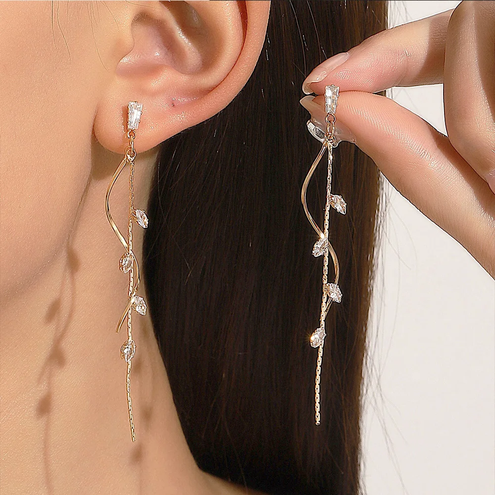 Women's Korean Luxury Long Tassel Earrings — Fashion Rotating Drop Style | 4.9/5