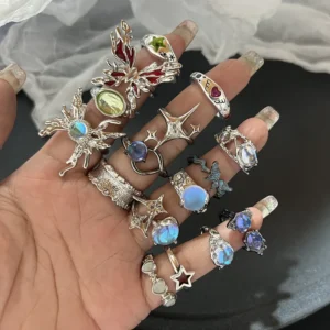 Women's Y2K Crystal Heart Adjustable Ring — Kpop Geometric Style | 4.9/5 — 9,200+ Bought