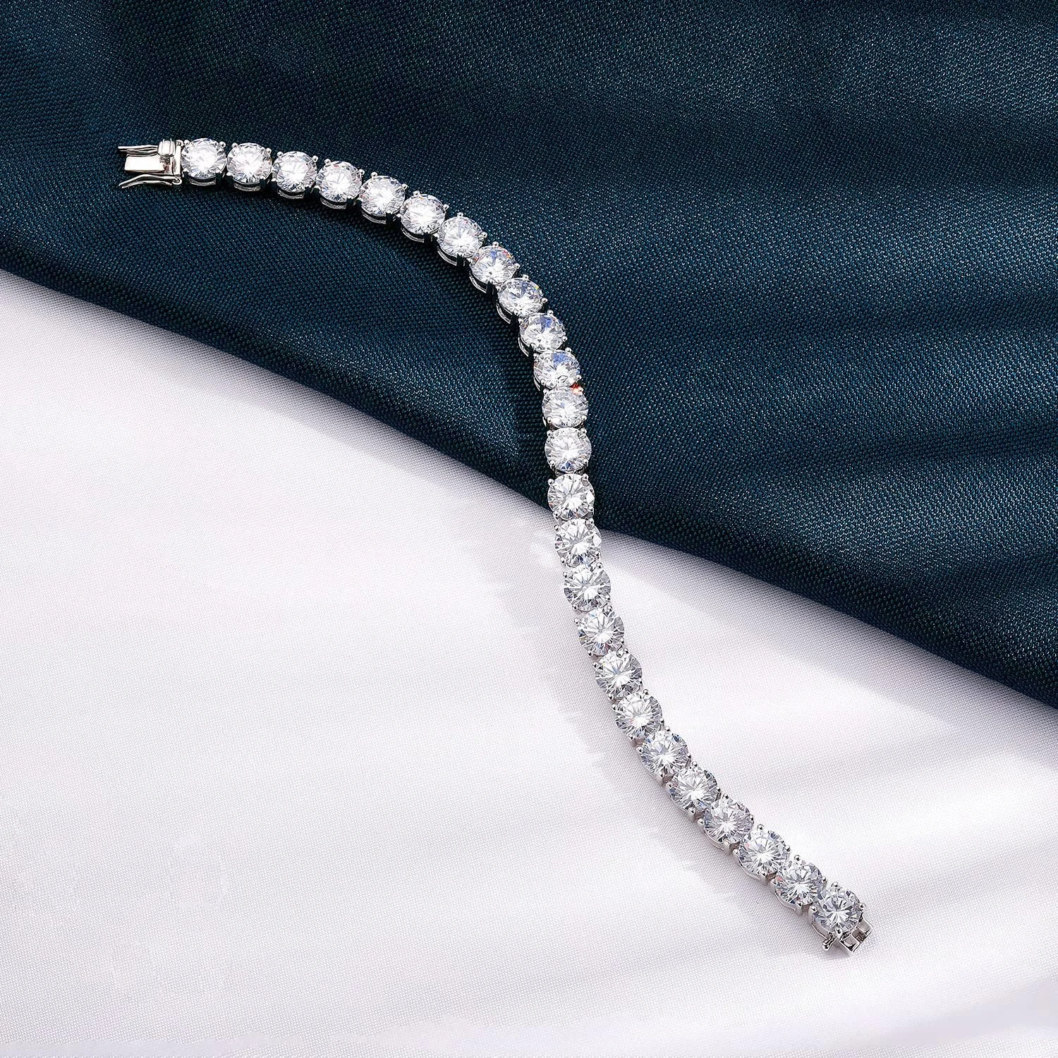 Women's Moissanite Diamond Tennis Bracelet — Luxury 925 Sterling Silver | 5.0/5 — 8,900+ Bought - Image 4